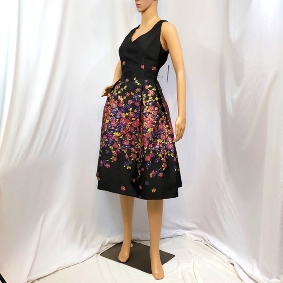 Tahari by Asl Fit and Flare Midi Metallic Floral Accents Cocktail Dress - Picture 17 of 17